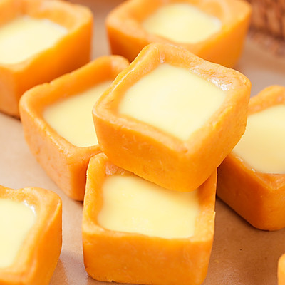 一道中式改良版的紅薯布丁，老人寶寶都能吃的小布丁